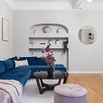 Modern Apartment - Luxury Neighborhood - 4 Pax